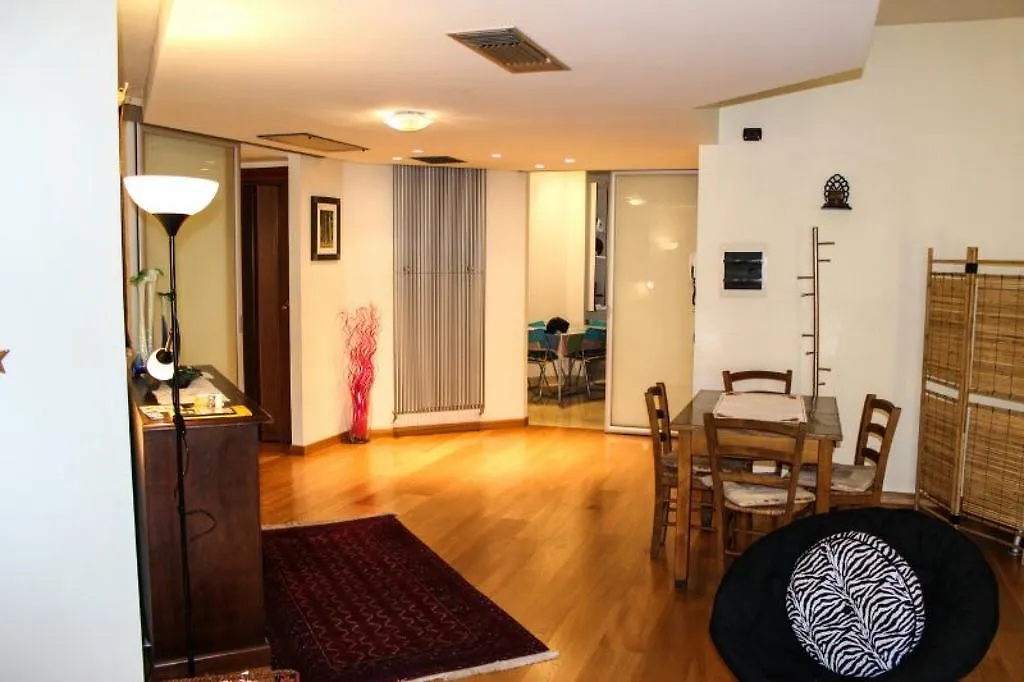 Zeus Rooms Superior Florence